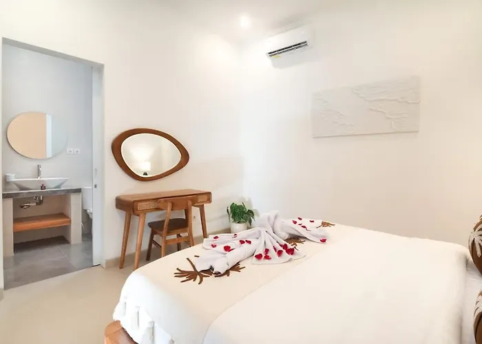 Ferienhaus New 2 Bedroom In Berawa With Pool 2 Min From Canggu